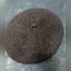 Classic Gray Beret